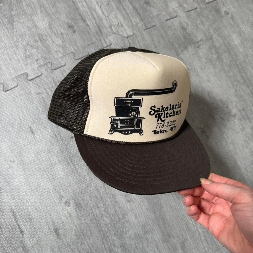Vintage Nissin Snapback Trucker Hat Sakelaris Kitchen Baker, MT‎ Brown Cream